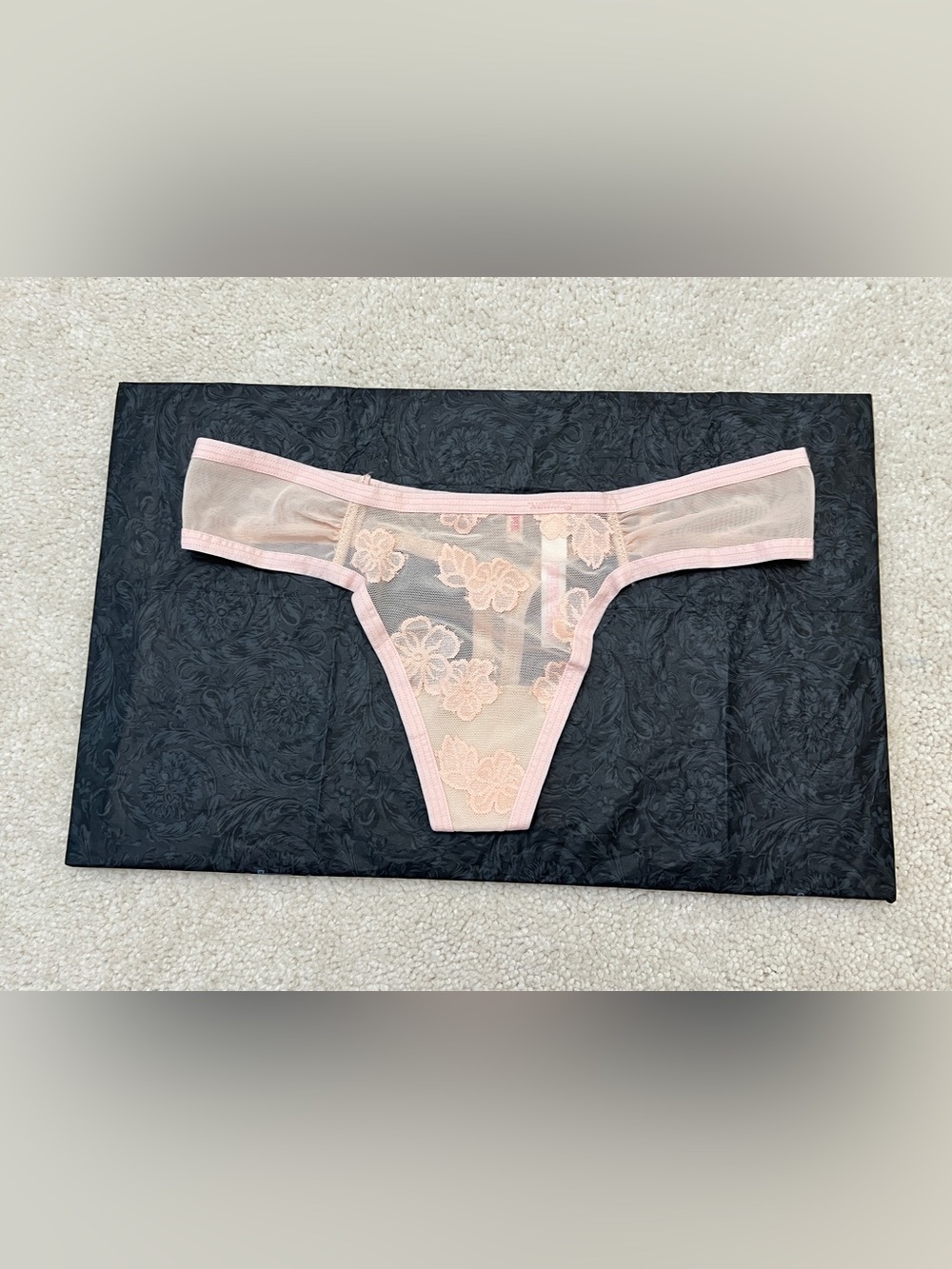 New Victoria’s Secret PINK Sheer Floral Mesh Extra Low Rise Thong panties Small